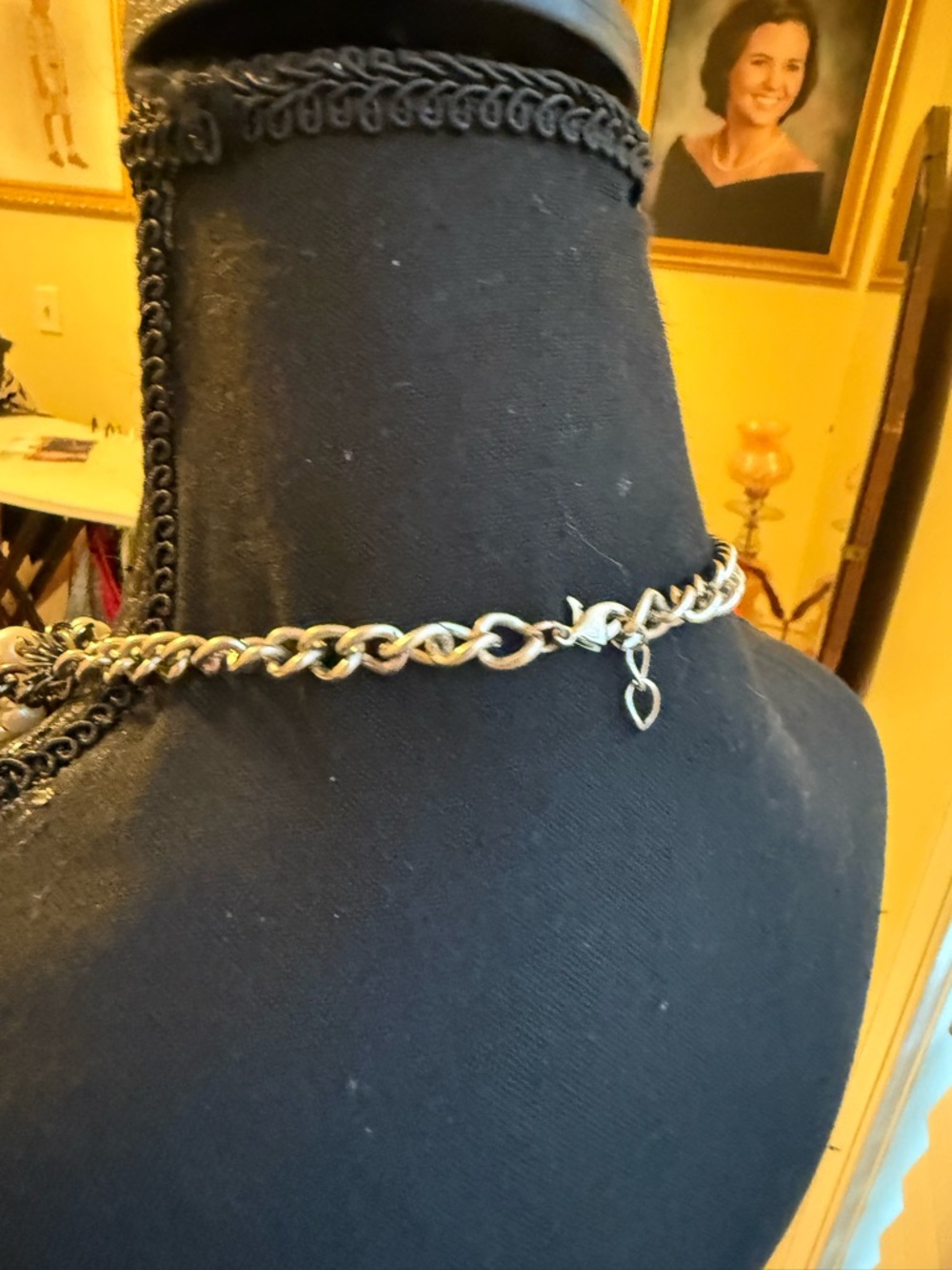 Layered Pearl and Chain Statement Necklace - Gold/White - Picture 3 of 3